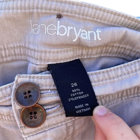 Lane Bryant size 26 women’s tan cargo mini skirt - Picture 4 of 5